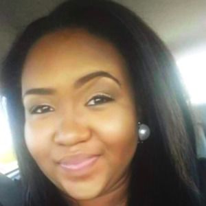 Meet your Posher, Desiree